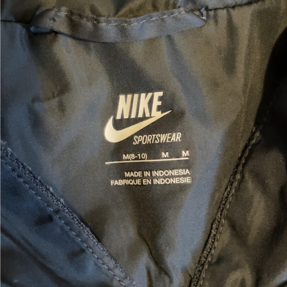 Vintage Nike cropped windbreaker cant find anywhere else. Very Y2K - Picture 2 of 4